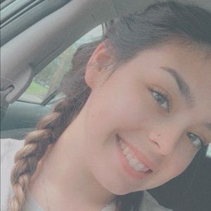 Meet your Posher, Jenny